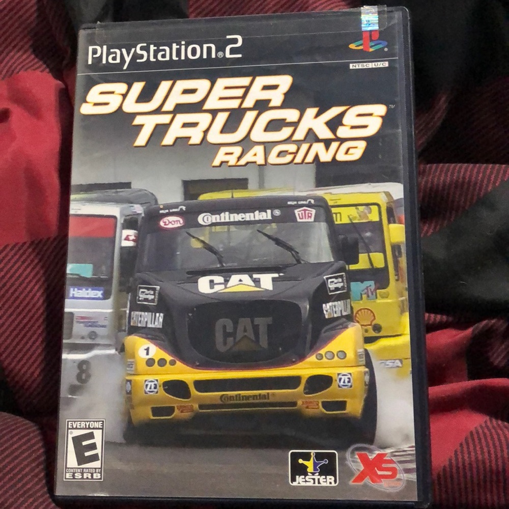 Super Trucks Racing
